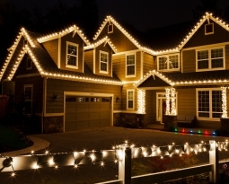 Hanging Christmas Lights Like a Pro